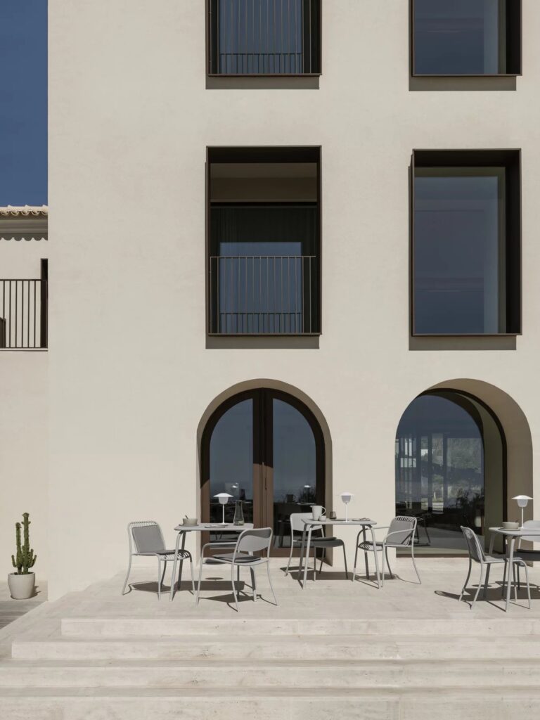 Blomus YUA Armstoel Wire - Afbeelding 4