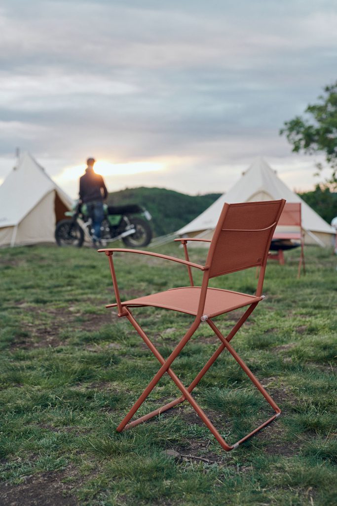 Fermob Plein Air Armstoel - Afbeelding 3